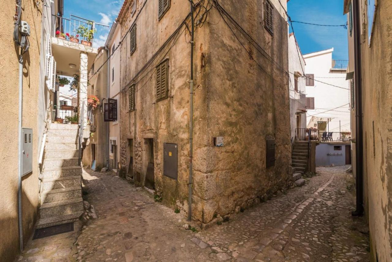 Rustica Apartment Vrbnik  Exterior photo