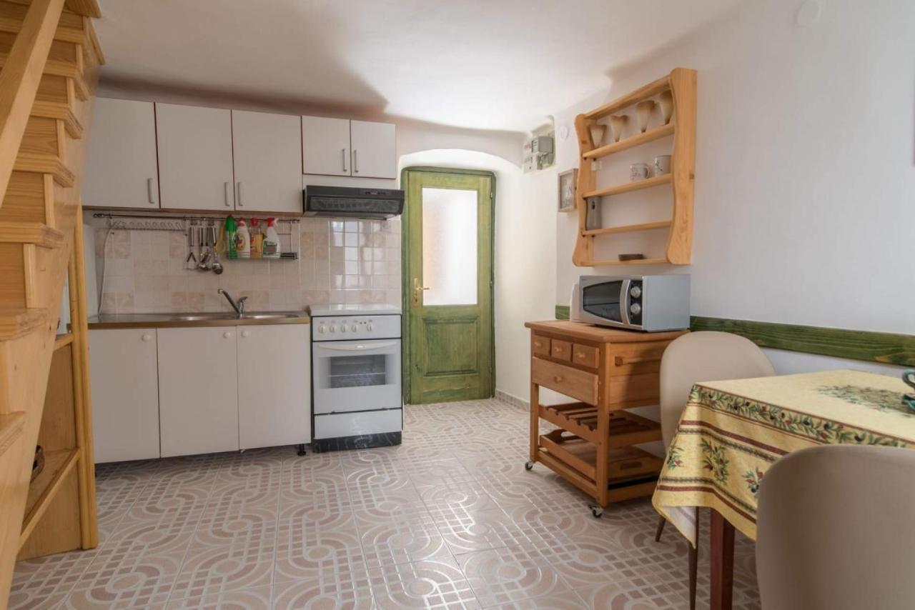 Rustica Apartment Vrbnik  Exterior photo