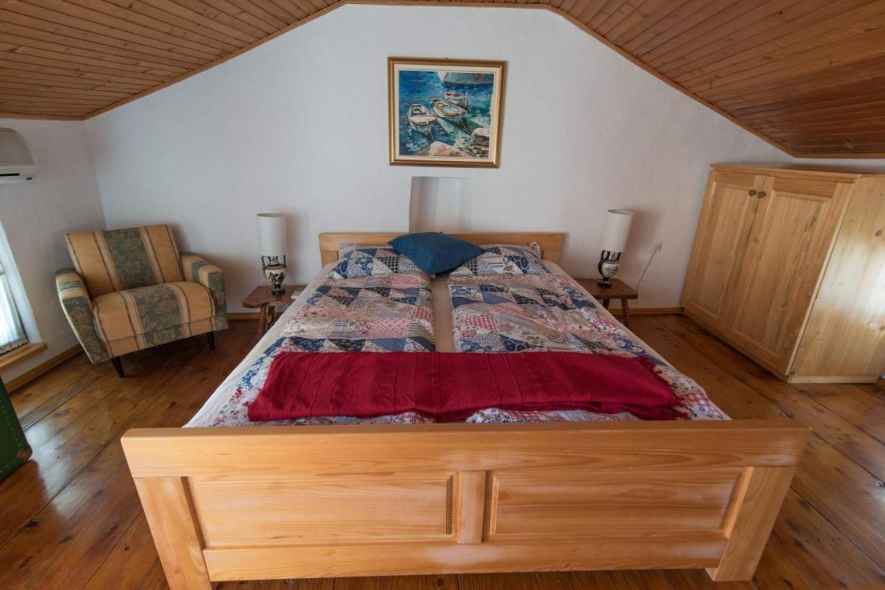 Rustica Apartment Vrbnik  Exterior photo