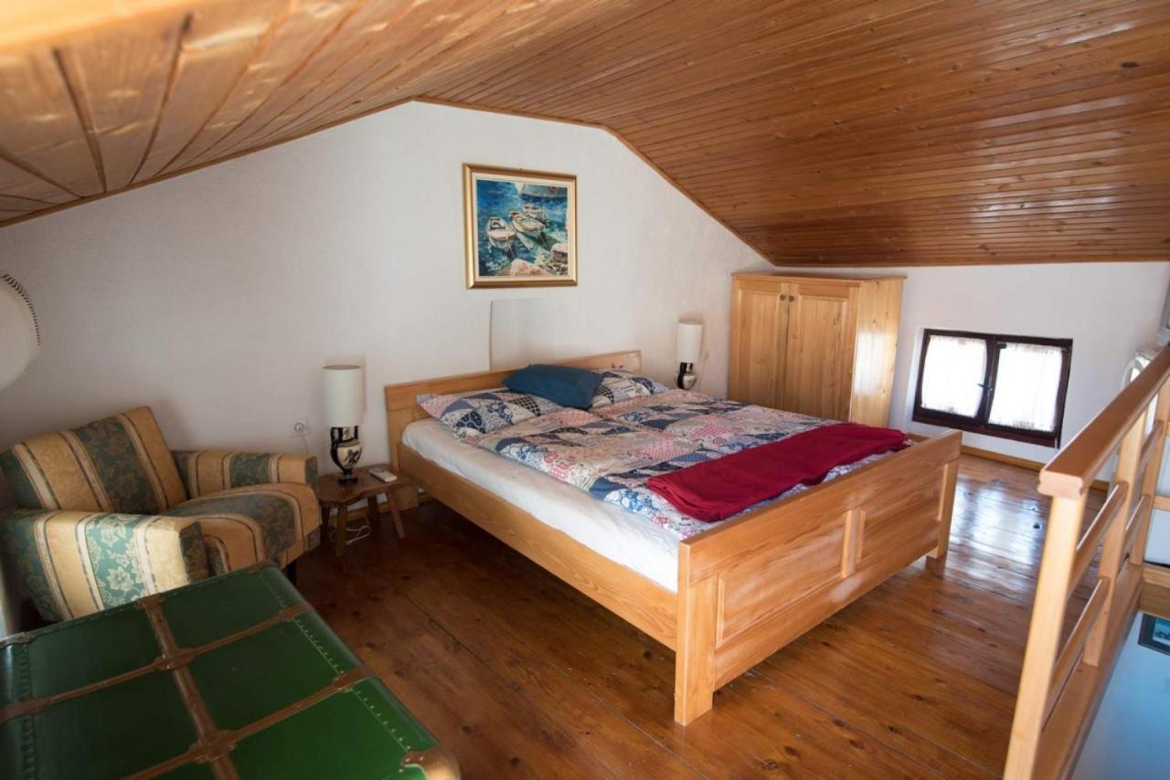 Rustica Apartment Vrbnik  Exterior photo